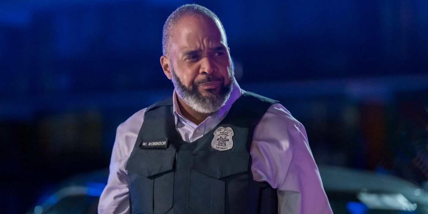 Victor Williams como Wendell Robinson parecendo preocupado em um colete à prova de balas em Justified City Primeval.