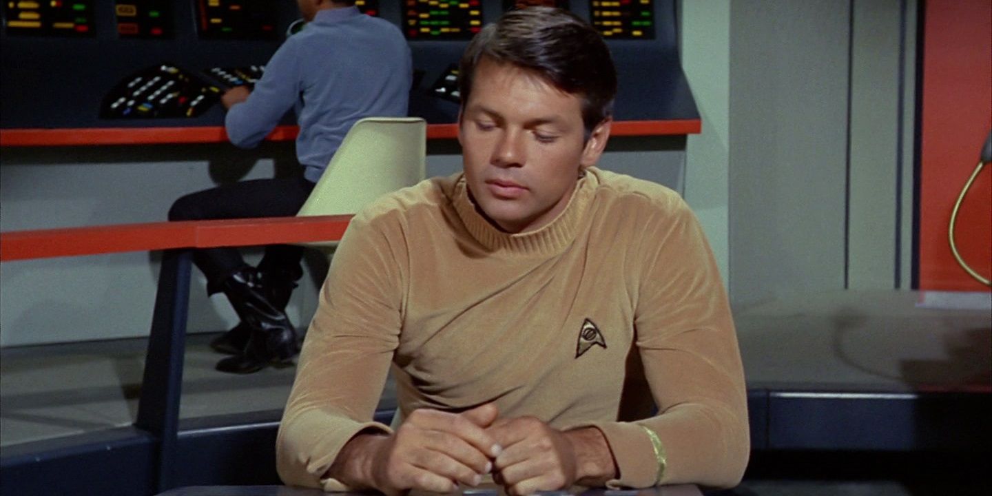 Star Trek The Original Series, Where No Man Has Gone Before. Gary Lockwood as Gary Mitchell. USS Enterprise. - Star Trek: The Original Series first aired between 1966-1969. - Who Was Gary Mitchell In Star Trek: TOS?