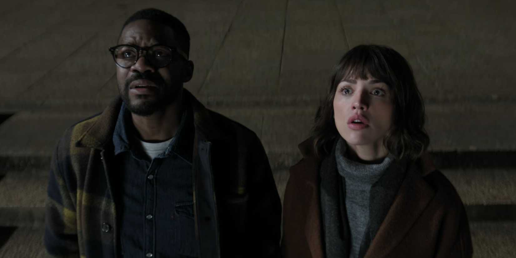 Saul and Auggie looking up in 3 Body Problem