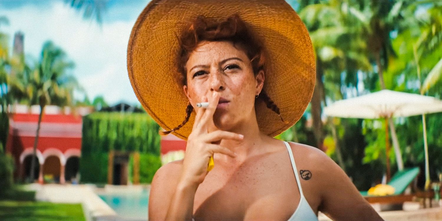 Jess (Alia Shawkat) fumando um cigarro em Blink Twice (2024)