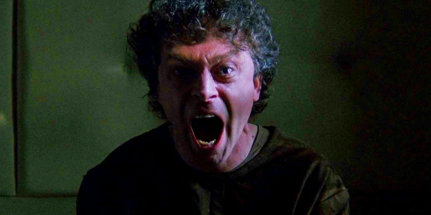Brad Dourif gritando em O Exorcista III