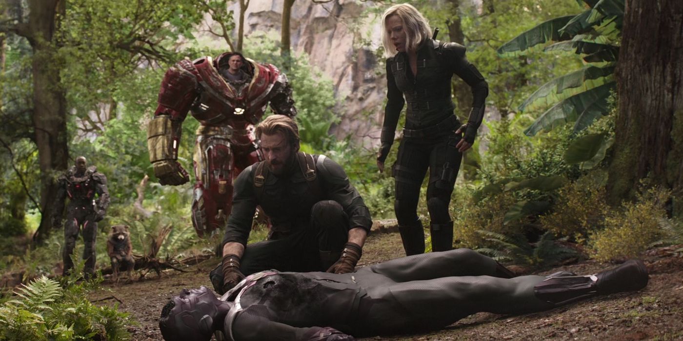 Captain America leans over Vision's dead body in Avengers_ Infinity War