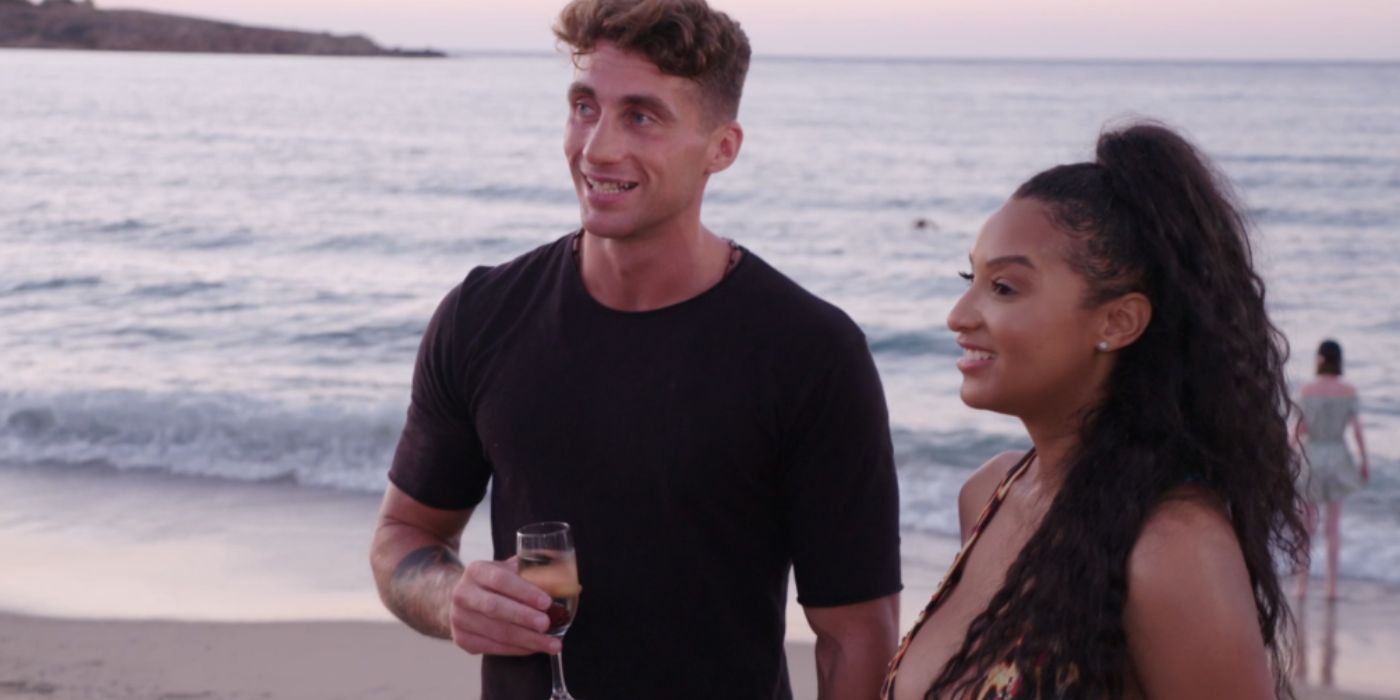 Chantel Giannis em 90 dias de noivo na vida de solteira em uma festa na praia
