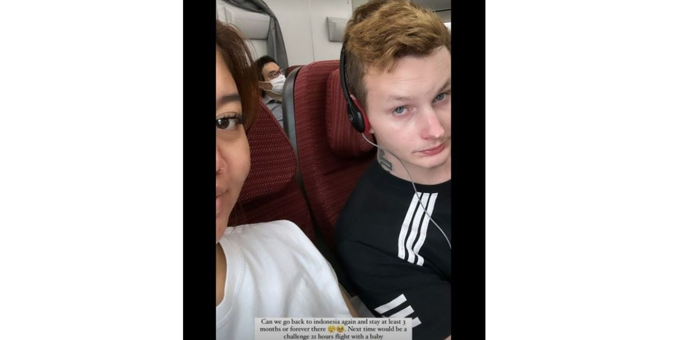 Citra Wilson In 90 Day Fiance taking plane selfie with Sam