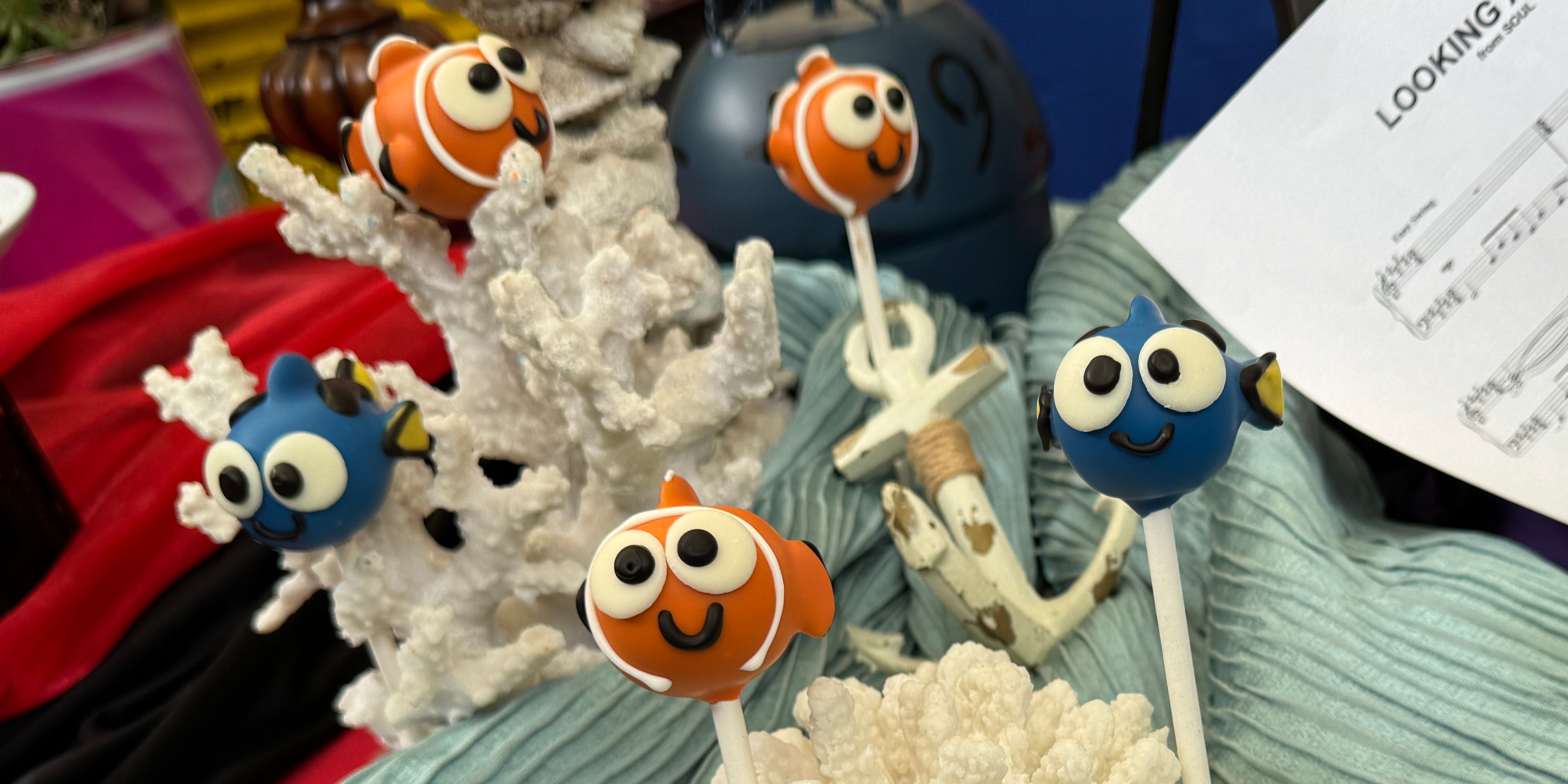 Dory e Nemo Cake Pops no Disney's Pixar Fest