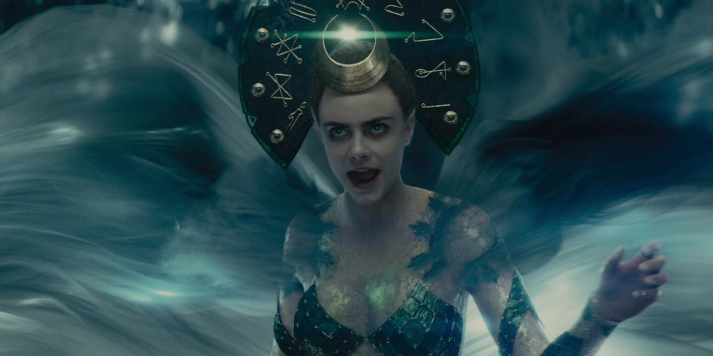 Cara Delevingne como Enchantress dançando o ventre em Esquadrão Suicida (2016)