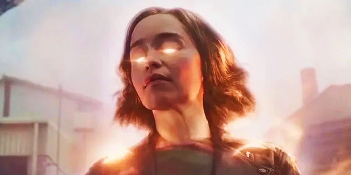 G'iah brilhando com os poderes do Capitão Marvel no final da Invasão Secreta