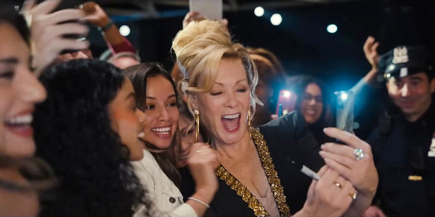 Deborah Vance takes a photograph with her fans on the red carpet in Hacks season 3 trailer