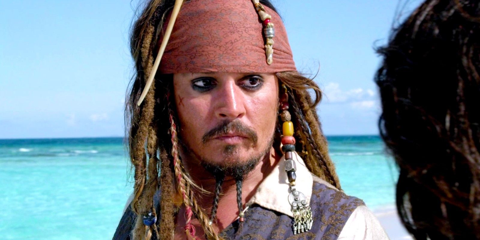 Johnny Depp as Captain Jack Sparrow looking at Penelope Cruz in Pirates of the Caribbean 5