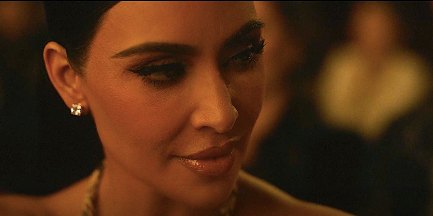 Kim Kardashian's Siobhan smiles in closeup in American Horror Story season 12 episode 8