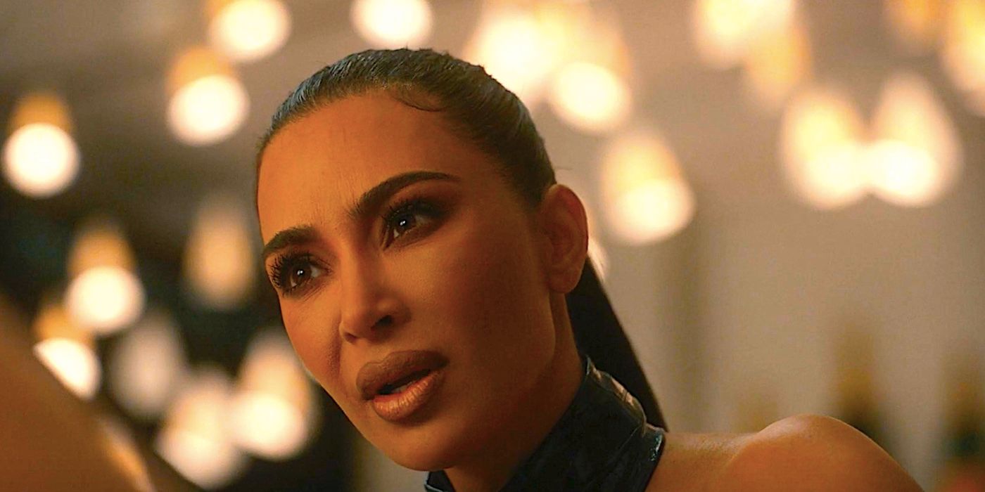 Kim Kardashian's Siobhan stares in American Horror Story Delicate