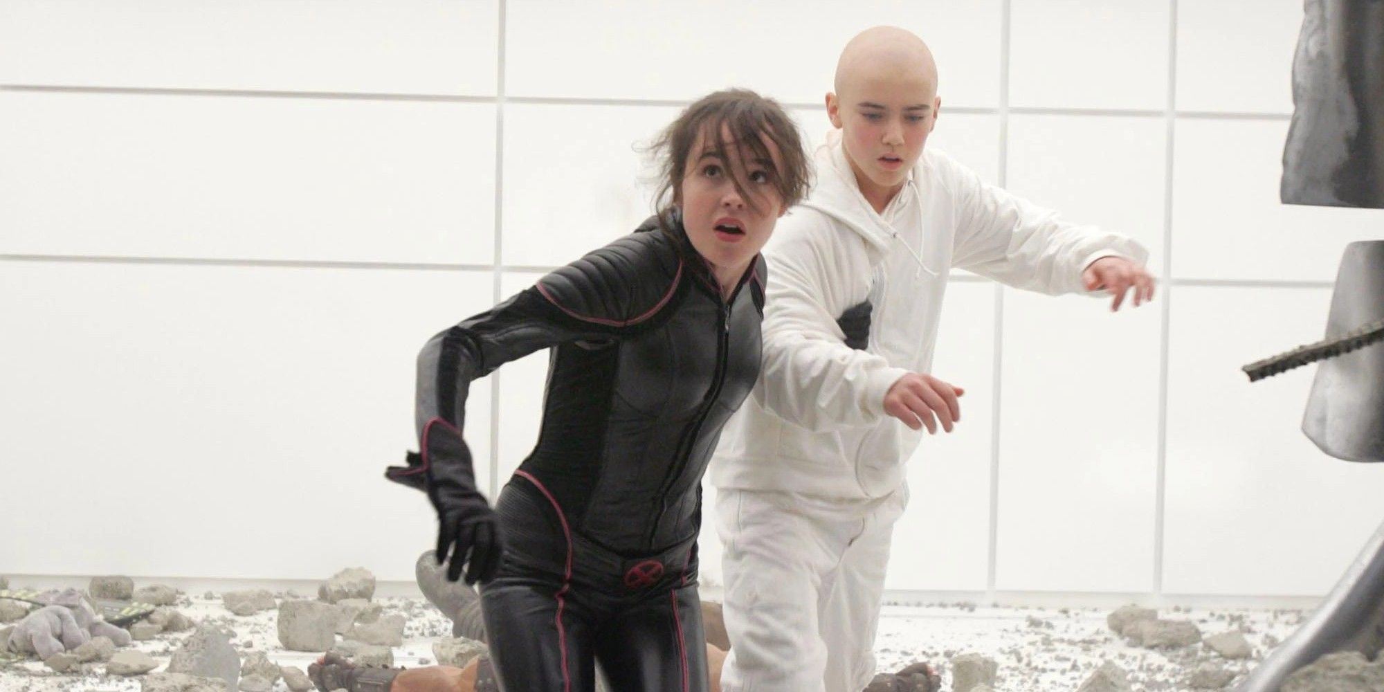 Kitty Pryde helps Leech out from containment in X-Men The Last Stand