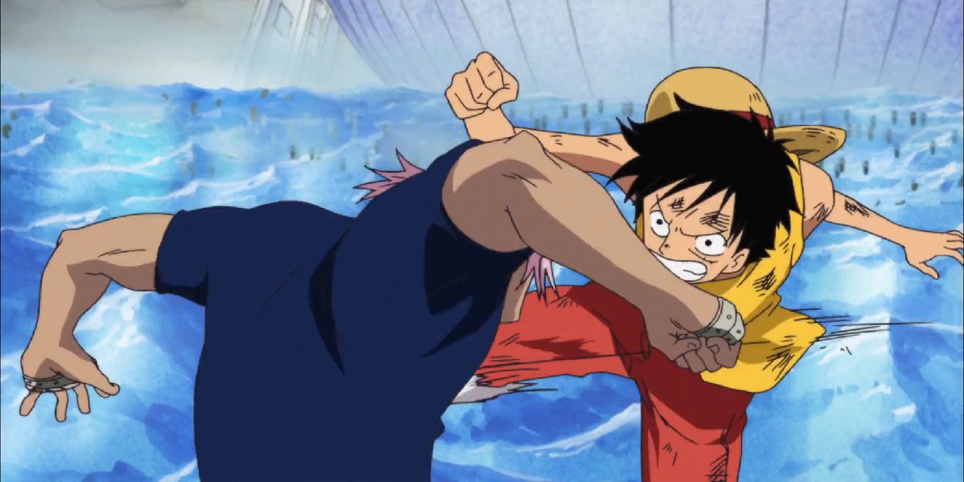 Luffy mid fight with a marine at Marineford