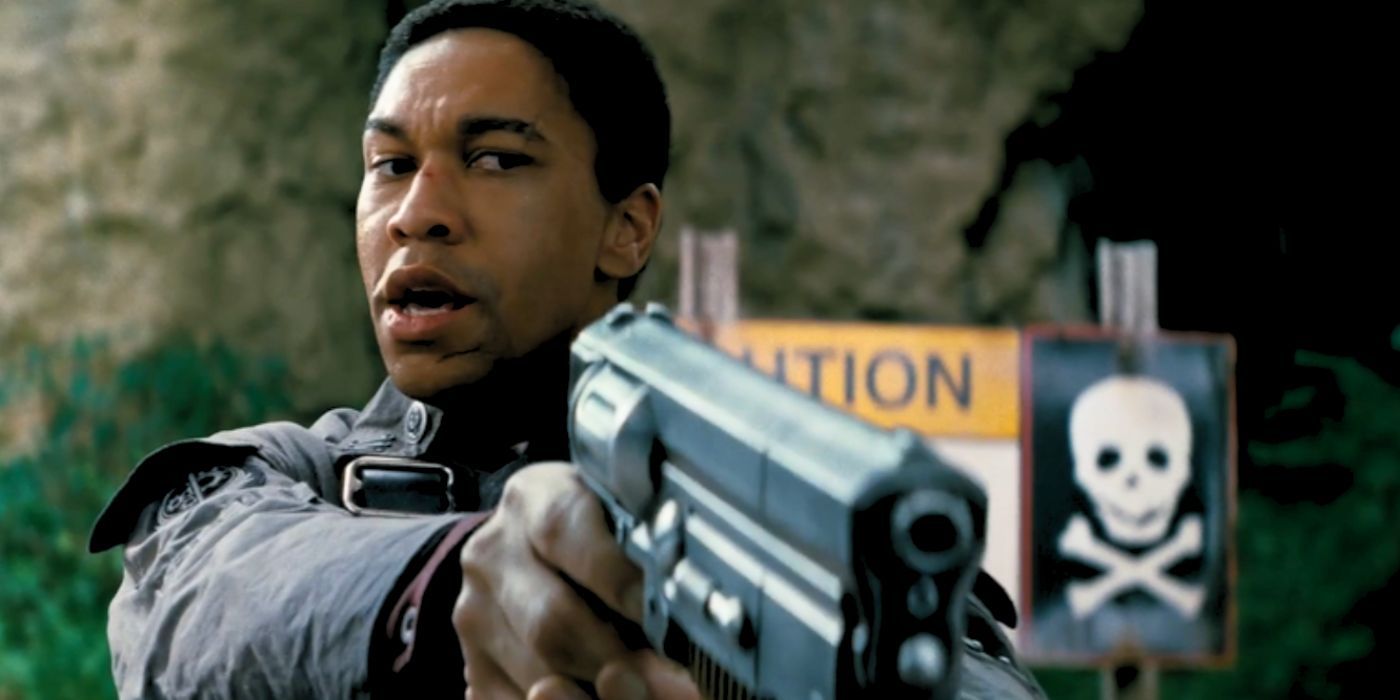 Maximus (Aaron Moten) wields a gun in Fallout