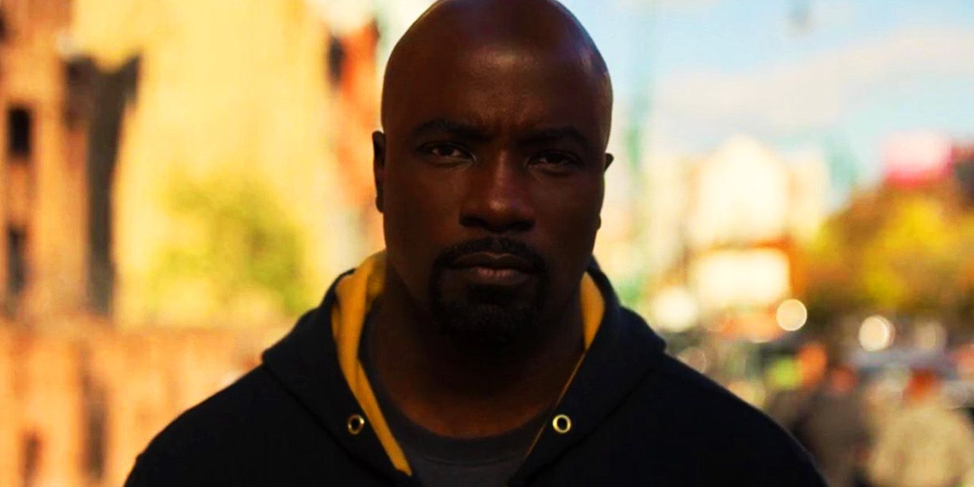 Mike Colter's Luke Cage looking at the camera in Luke Cage