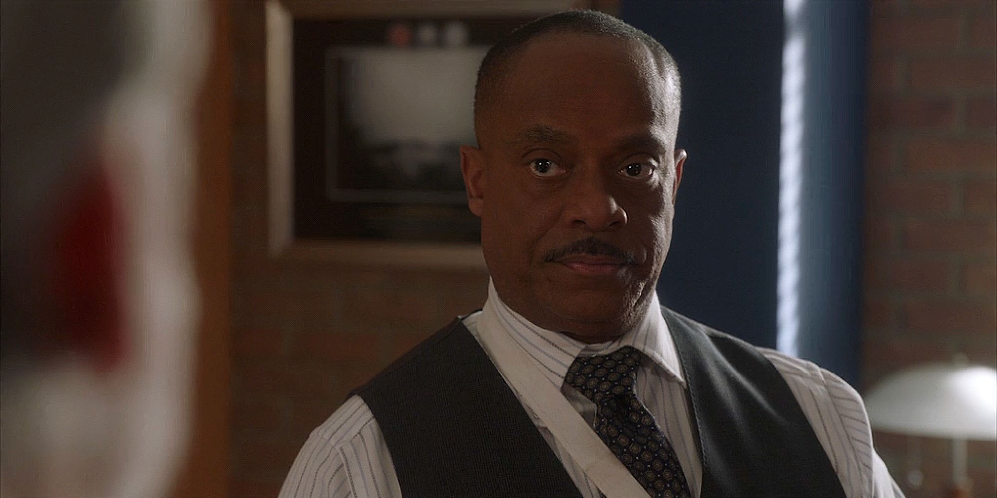 NCIS Season 21 Set Up The Perfect Way For Vance Leon To Leave The Show