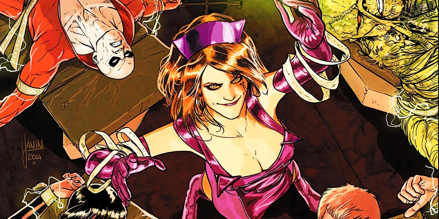 Nightmare Nurse sorrindo na capa de Justice League Dark #32