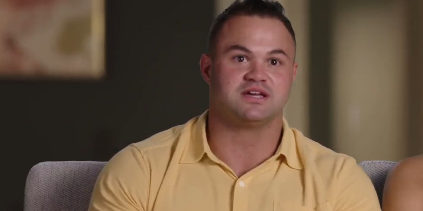 Patrick Mendes In 90 Day Fiance in yellow shirt talking during confessional