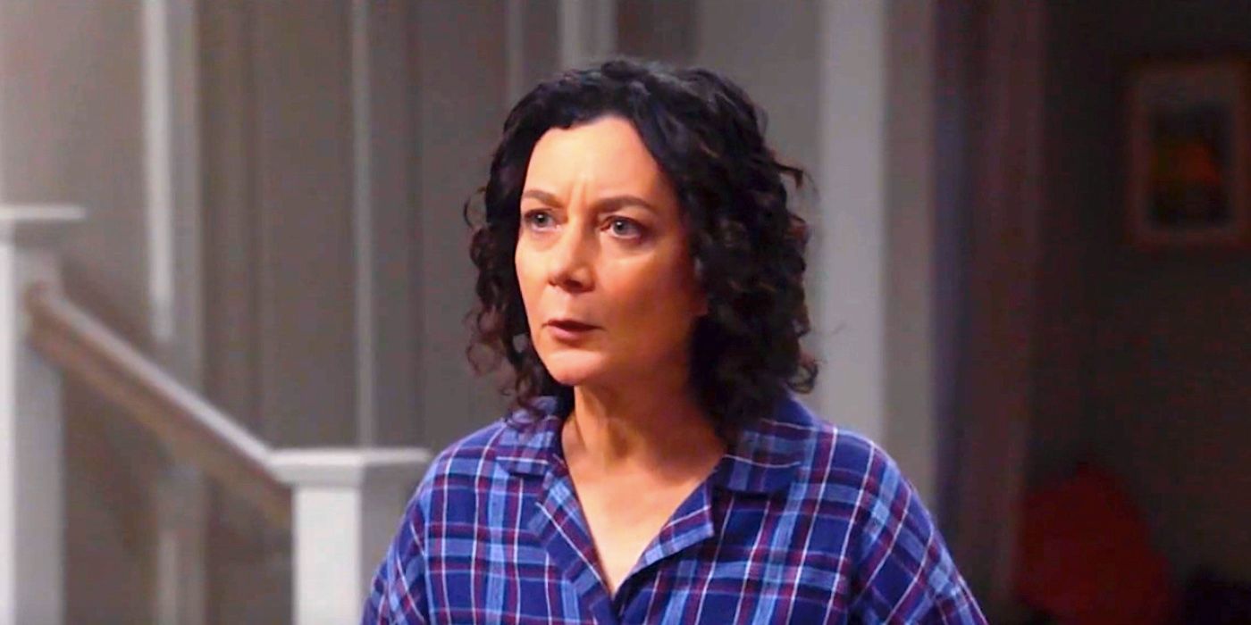 Sara Gilbert's Darlene looking concerned in The Conners season 6 episode 9