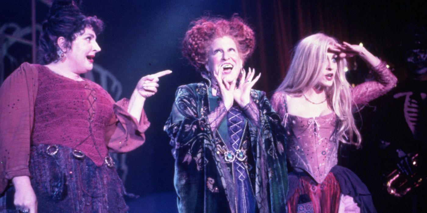 Sarah Jessica Parker, Bette Midler and Kathy Najimy as the Sanderson sisters in Hocus Pocus I Put A Spell On You