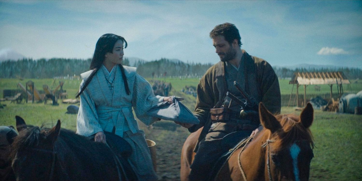 Mariko gives a gift to Blackthorne as they both ride on horseback in Shogun season 1 ep 8