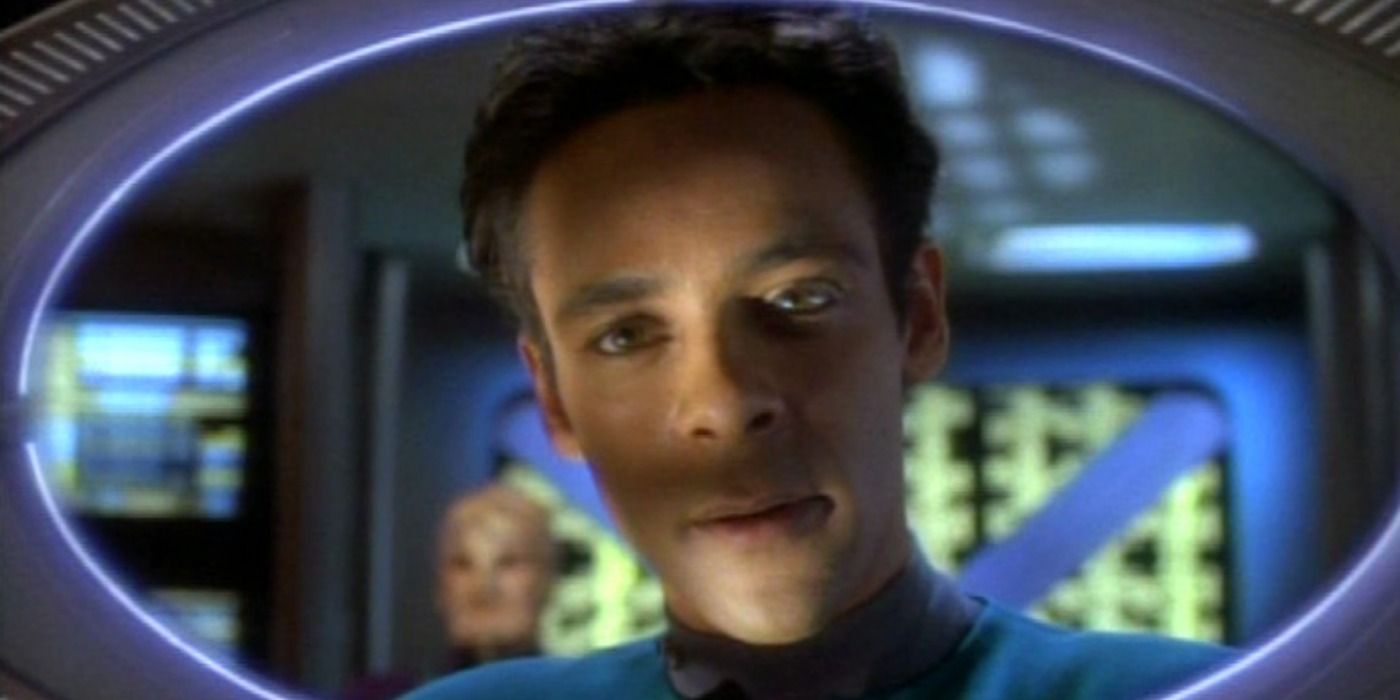 Dr. Bashir Should Have Ended Star Trek: DS9s Dominion War, But He Was A Liability