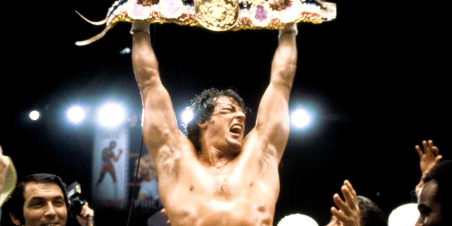 Rocky, de Sylvester Stallone, levanta cinturão vitorioso em Rocky 2