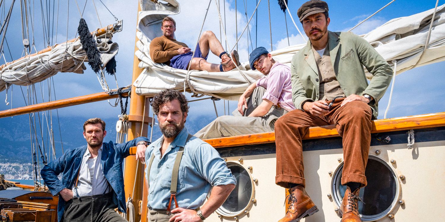 Anders Lassen, Henry Hayes, Geoffrey Appleyard, Freddy Alvarez, and Gus March-Phillips aboard a boat in The Ministry of Ungentlemanly Warfare