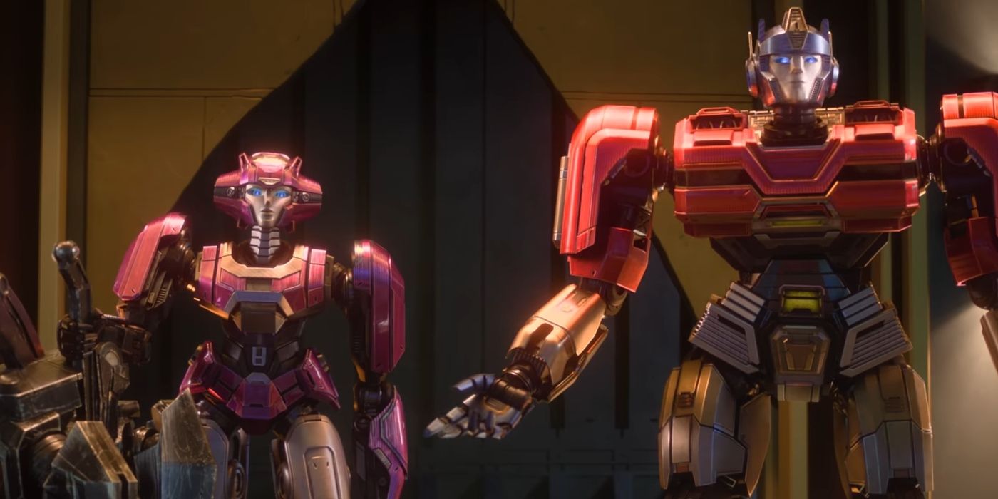 Optimus y Elita-One miran a Transformers One 