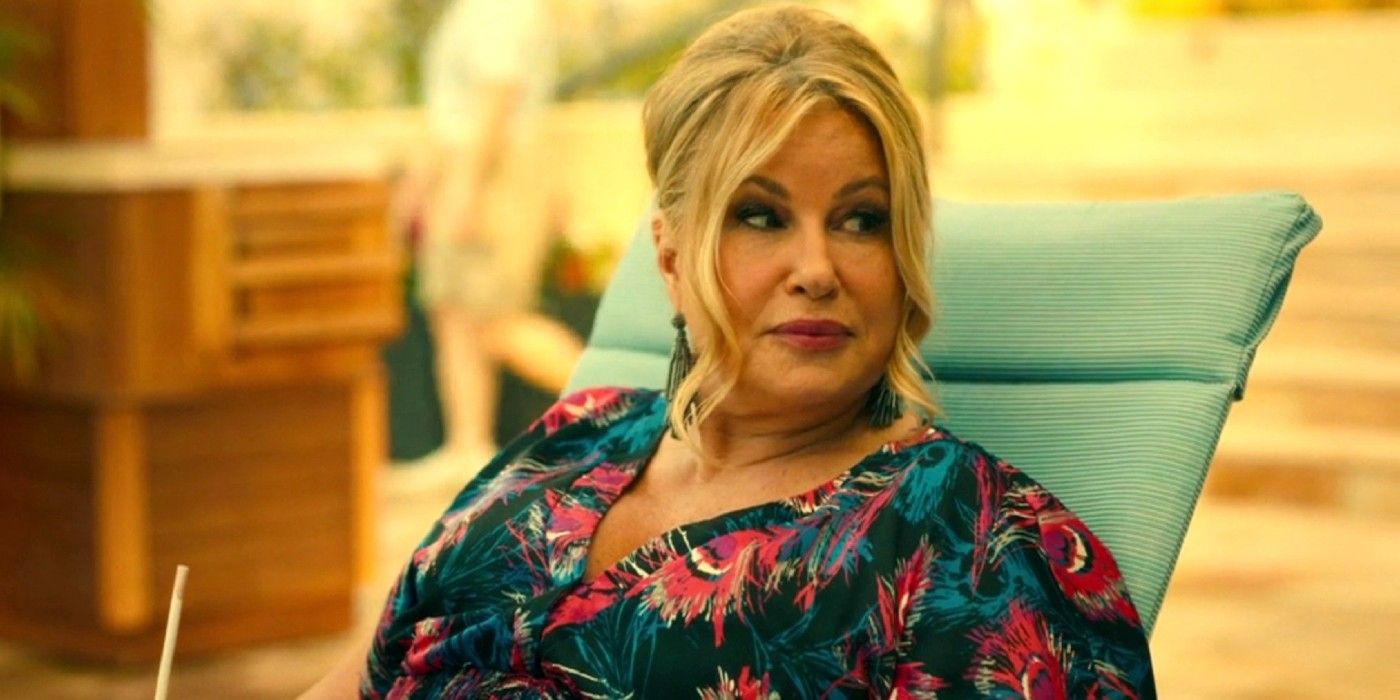 Sí, Jennifer Coolidge es la actriz comercial de Discover Card