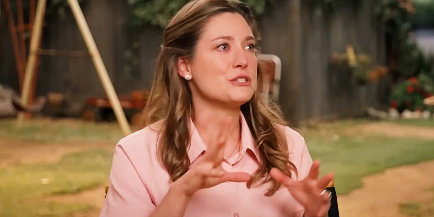 Zoe Perry as Mary looking upset in Young Sheldon 