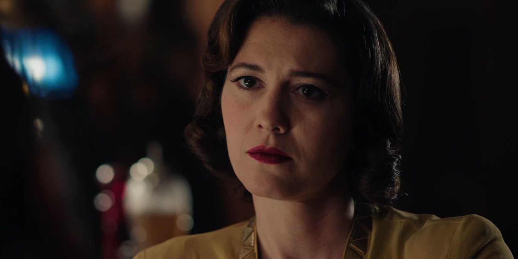 Mary Elizabeth Winstead as Anna Urbanova with a straight face in A Gentleman in Moscow