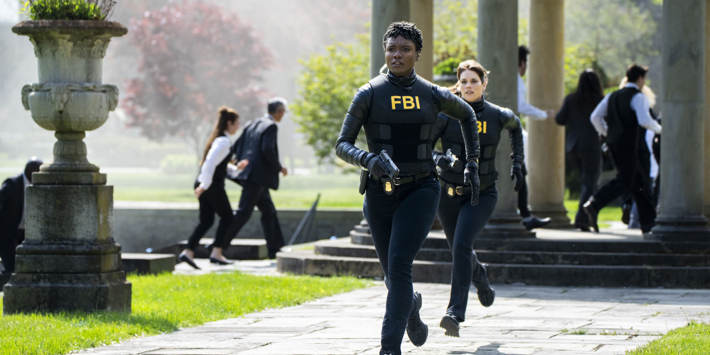 Tiffany and Maggie running in the season 6 finale of FBI.