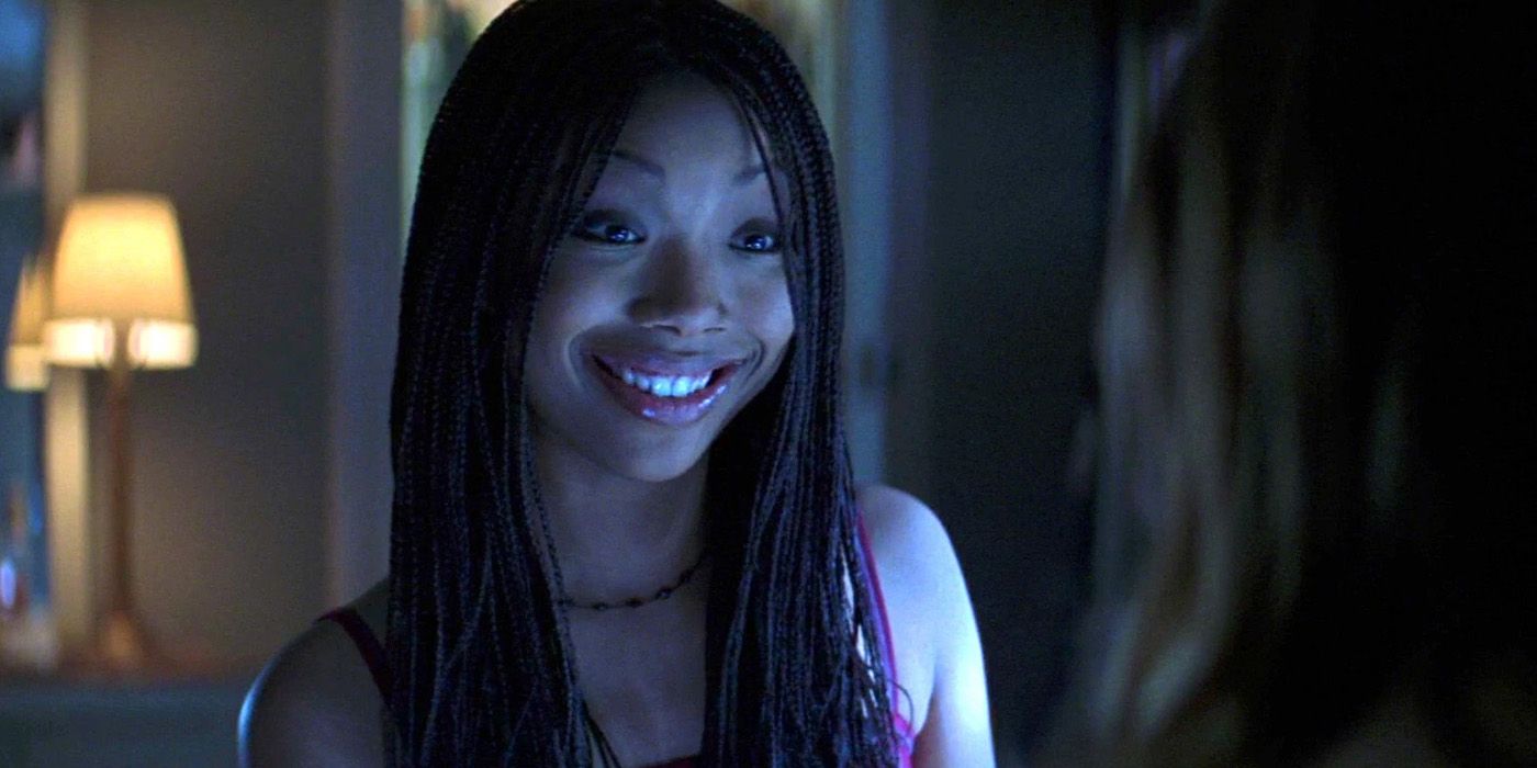 Brandy as smiling Karla Wilson in “I Still Know What You Did Last Summer”