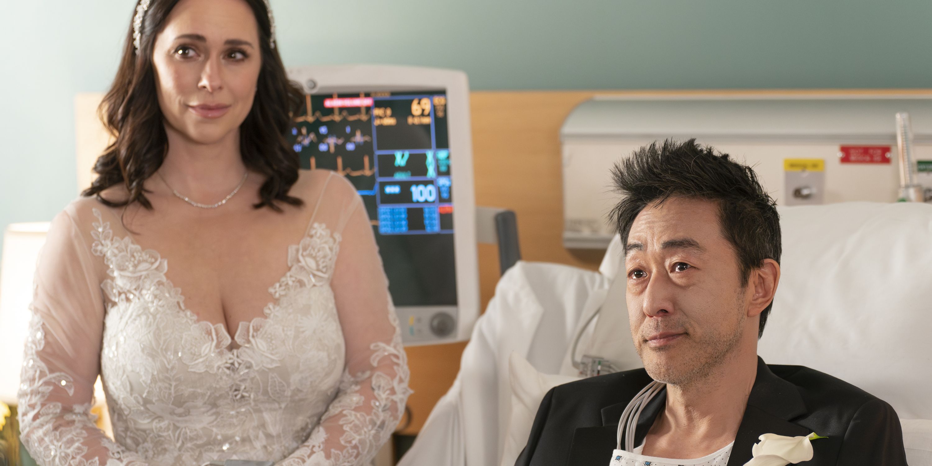 Chimney (Kenneth Choi) and Maddie (Jennifer Love Hewitt) getting married in 9-1-1.