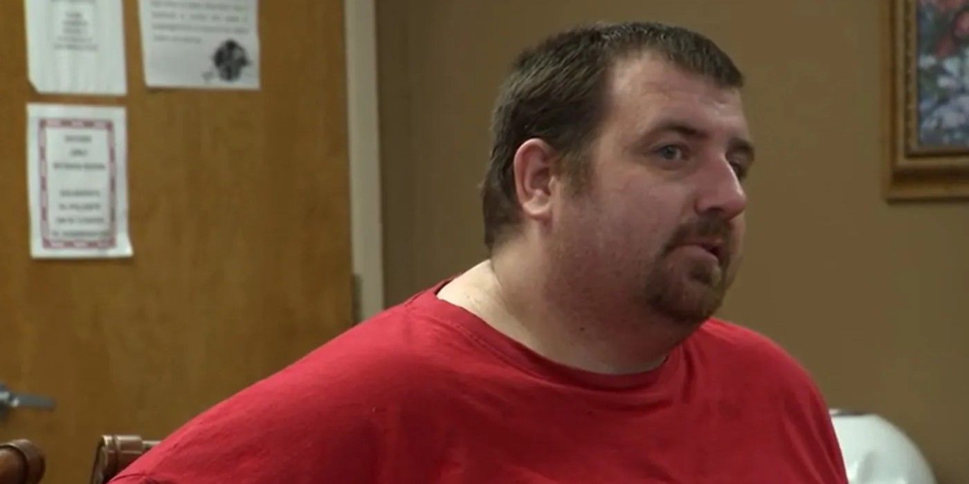 close up of william keefer wearing a red shirt my 600-lb life dr. now's waiting room