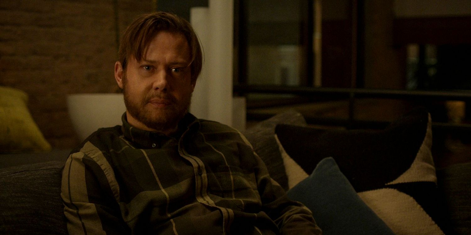 Ryan Holder (Jimmi Simpson) em uma realidade alternativa nos episódios 1 e 2 da 1ª temporada de Dark Matter