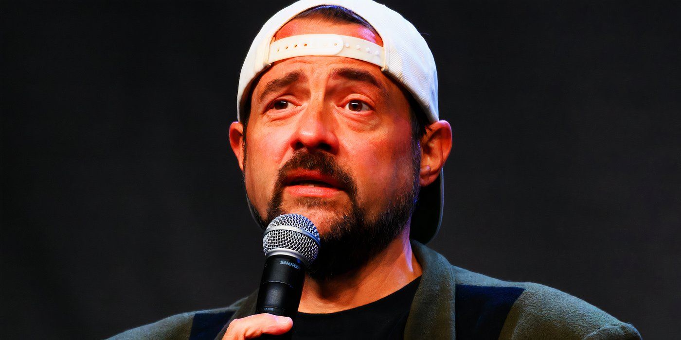 Director Kevin Smith with a microphone