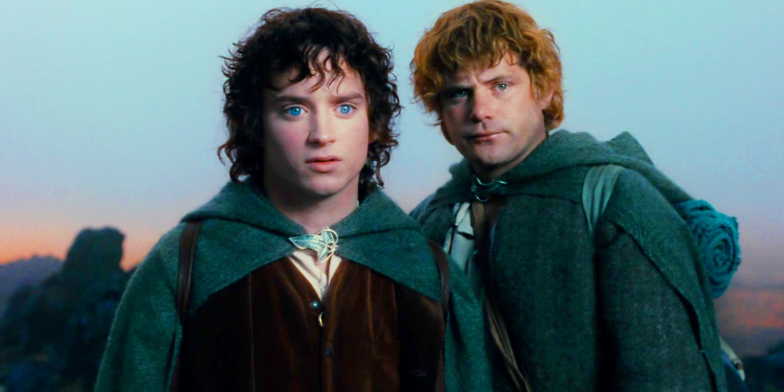 Elijah Wood as Frodo and Sean Astin as Sam in The Lord of the Rings The Fellowship of the Ring