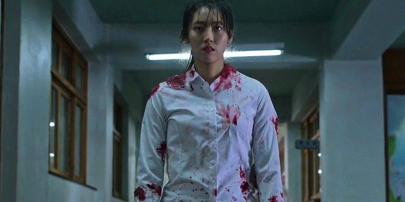 Eun-ji covered in blood in All of Us Are Dead
