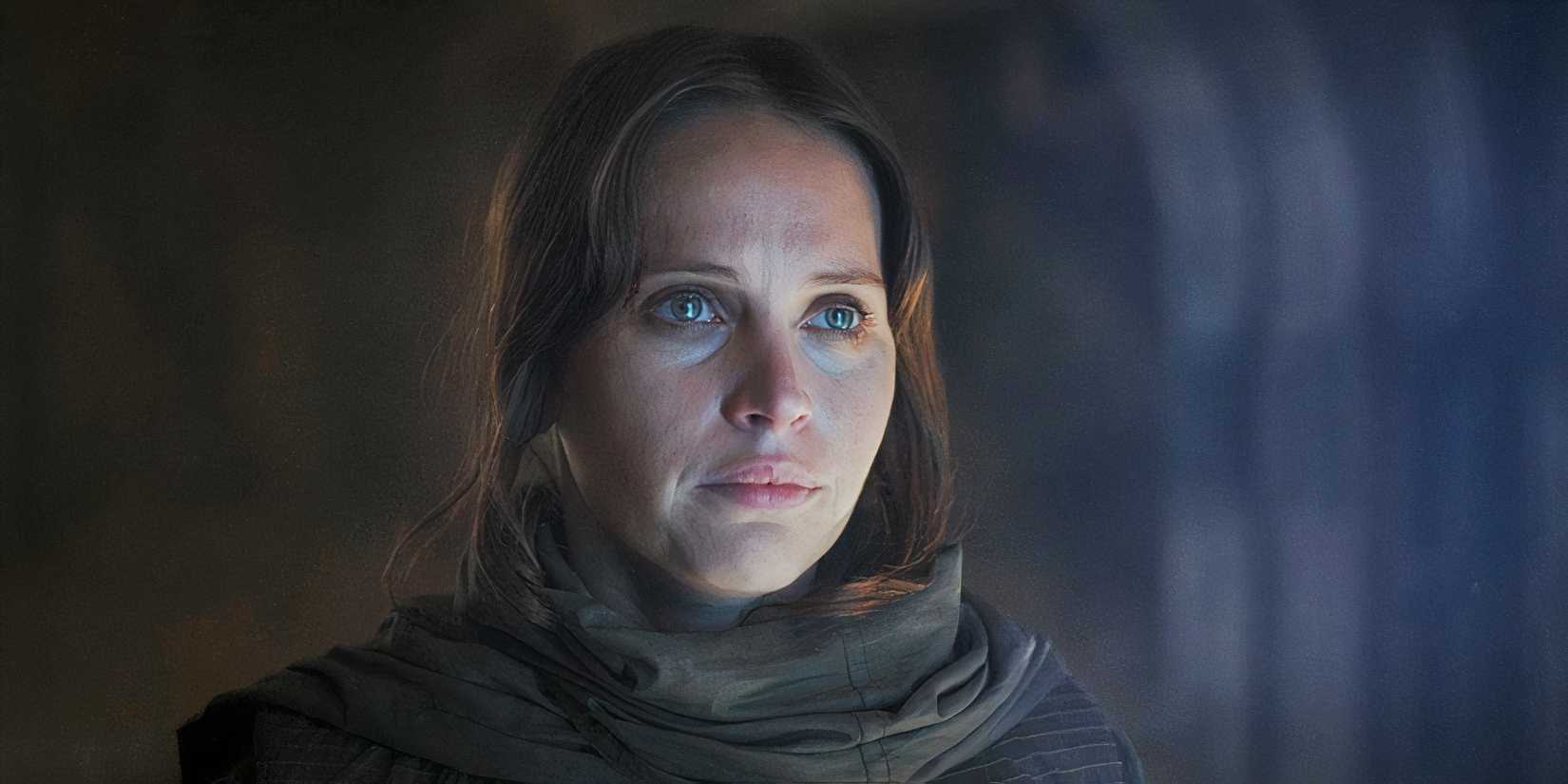 Felicity Jones as Jyn Erso in Rogue One looking emotional