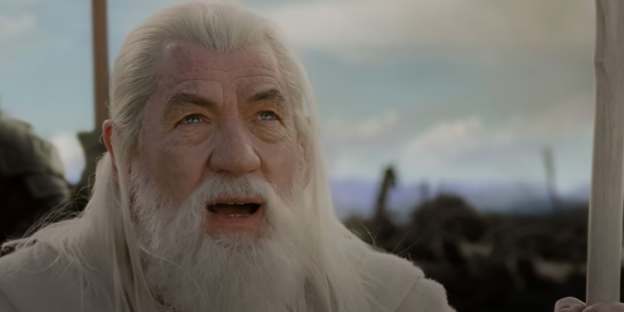 A la estrella de El Señor de los Anillos, Ian McKellen, le dijeron que La caza de Gollum será 2 películas