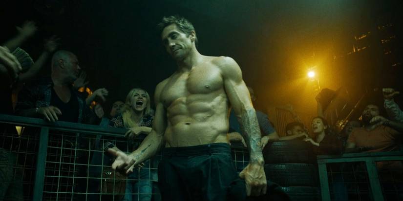 Jake Gyllenhaal as Elwood Dalton shirtless in an underground fight ring in Road House 2024