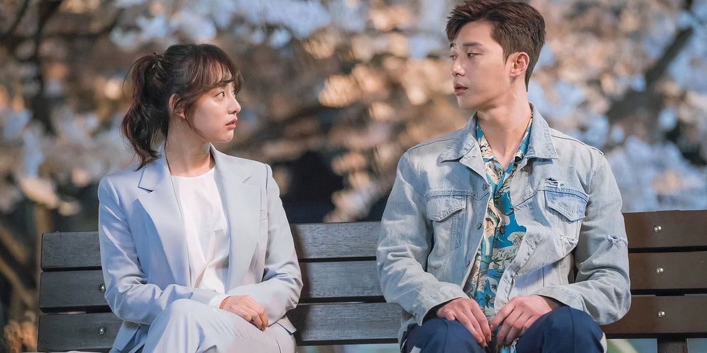 Ko Dong-man looking at Choi Ae-ra in Fight for My Way