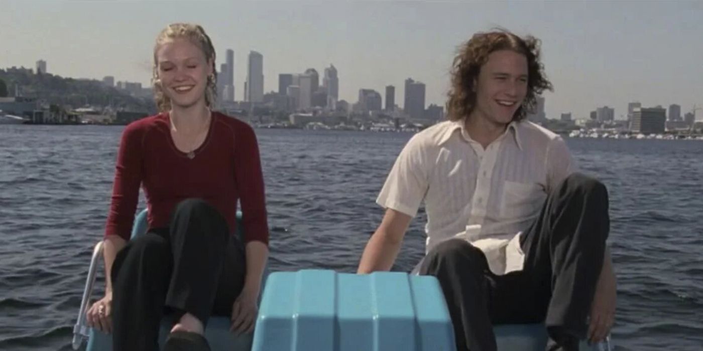 Heath Ledger and Julia Stiles paddling in 10 Things I Hate About You