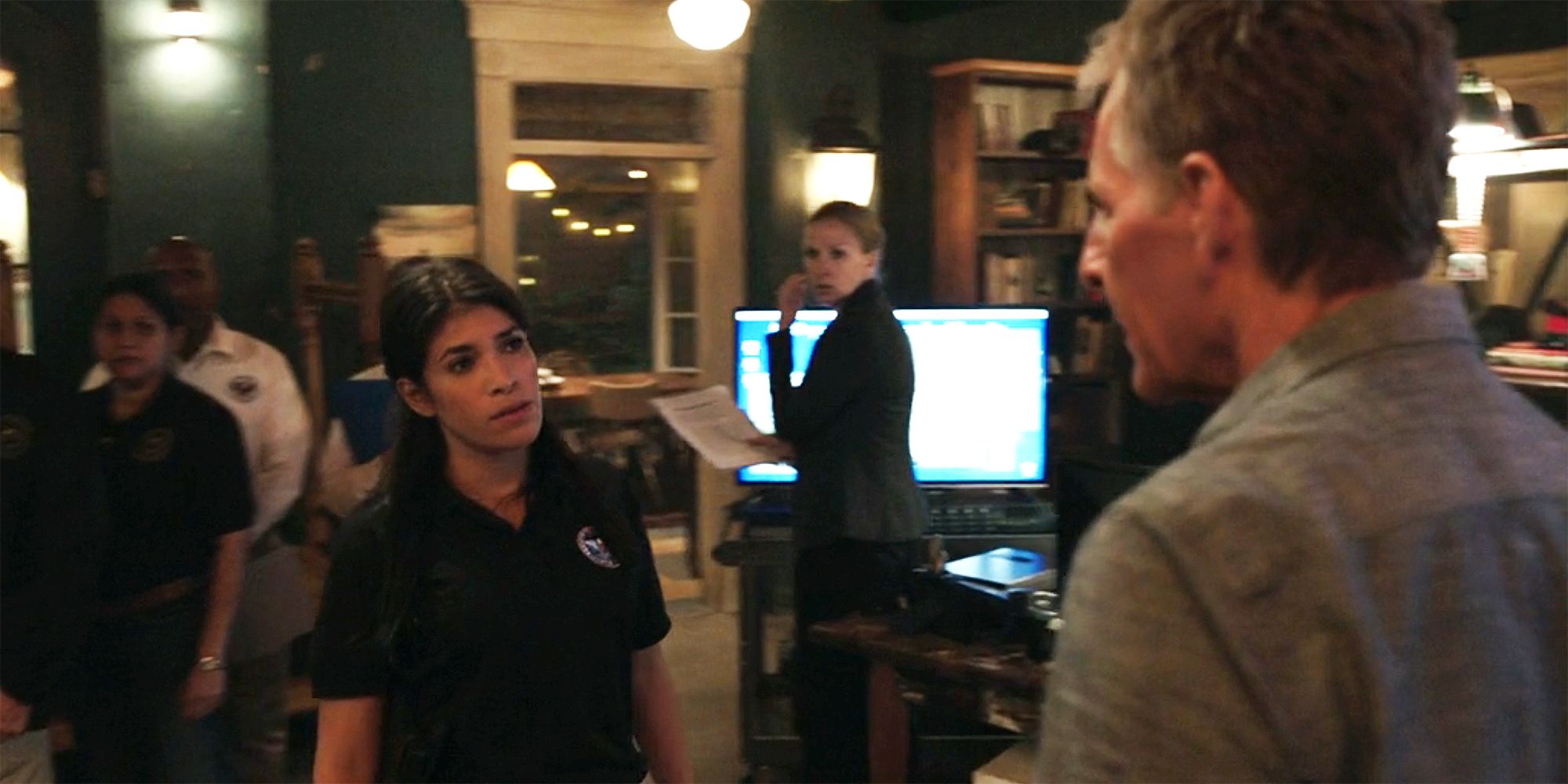 NCIS DHS Agent Garcia (Diany Rodriguez) taking orders from Dwayne Pride