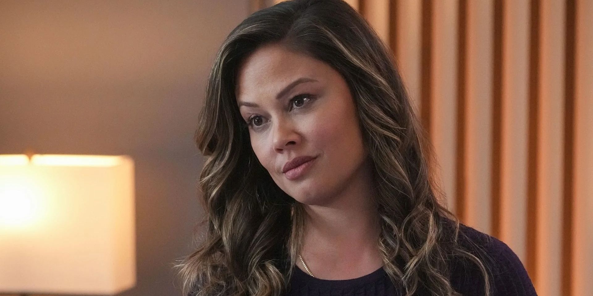 Jane Tennant smirking in NCIS Hawaii