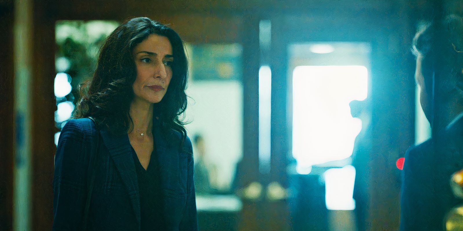 Necar Zadegan as Evelyn and Jeremy Renner as Mike McLusky in Mayor of Kingstown season 2's finale