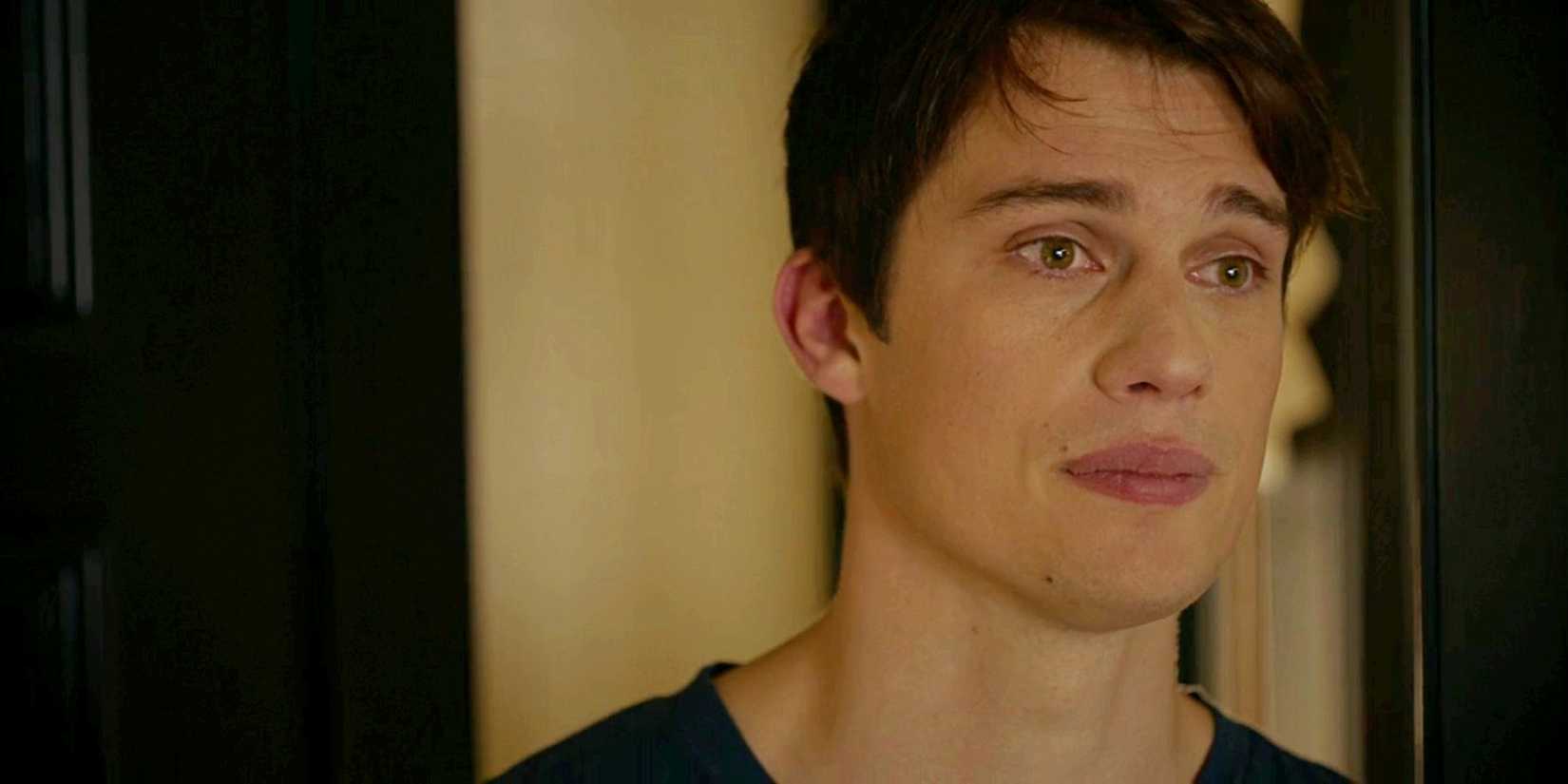 Nicholas Galitzine as Hayes in The Idea of You.
