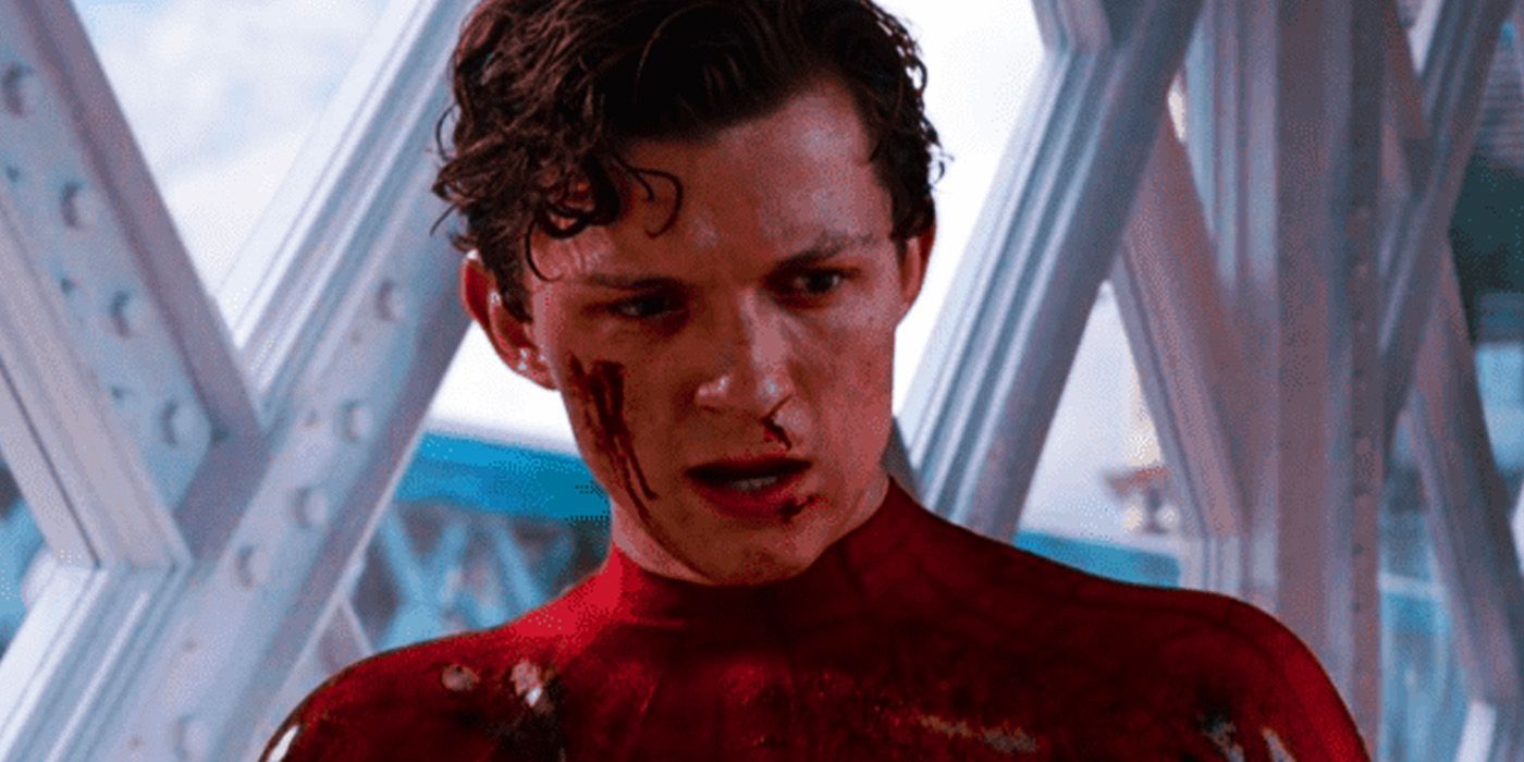 Peter Parker beaten up by Mysterio in Spider-Man Far From Home